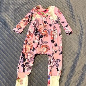 Macy Kate boutique- long sleeve romper